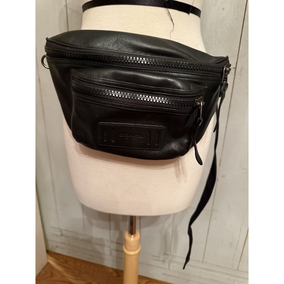 COACH Belt bag Terrain F75776 Black Leather Mesh Back Classic - Picture 3 of 10